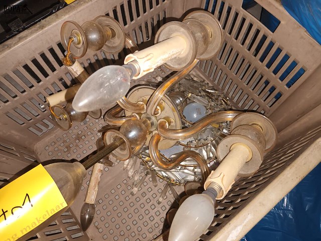 Lot 401 - luster. 2 stuks - afbeelding 2 van  5