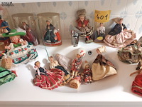 Lot 401 - popjes. 19 stuks - afbeelding 1 van  4