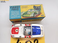 Lot 402 - corgi toys porsche carrera 6 - afbeelding 2 van  4