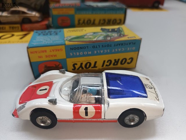 Lot 402 - corgi toys porsche carrera 6 - afbeelding 3 van  4
