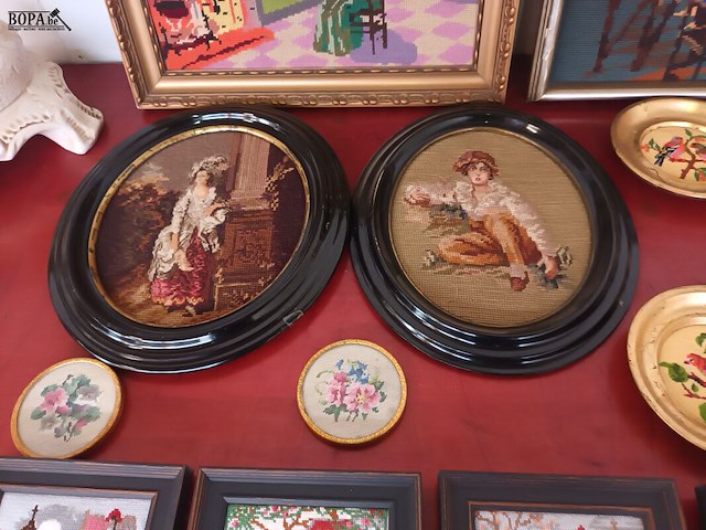 Lot 402 - kaders met geweven doek. 24 stuks - afbeelding 5 van  6