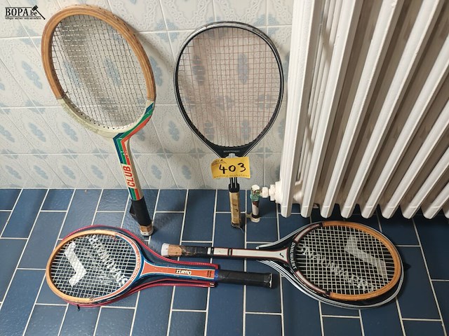 Lot 403 - vintage tennis rackets. 4 stuks - afbeelding 2 van  4