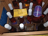 Lot 403 - wijnflessen in bak - afbeelding 3 van  3