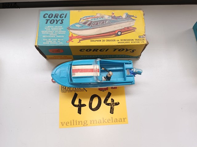 Lot 404 - corgi toys dolphin 20 cruiser - afbeelding 1 van  4
