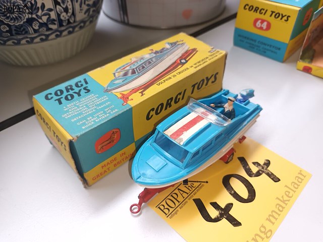Lot 404 - corgi toys dolphin 20 cruiser - afbeelding 4 van  4