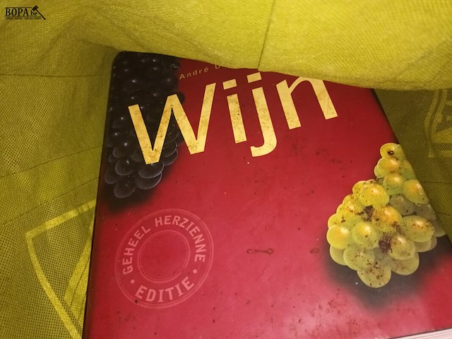 Lot 405 - kookboeken. 12 stuks - afbeelding 4 van  4