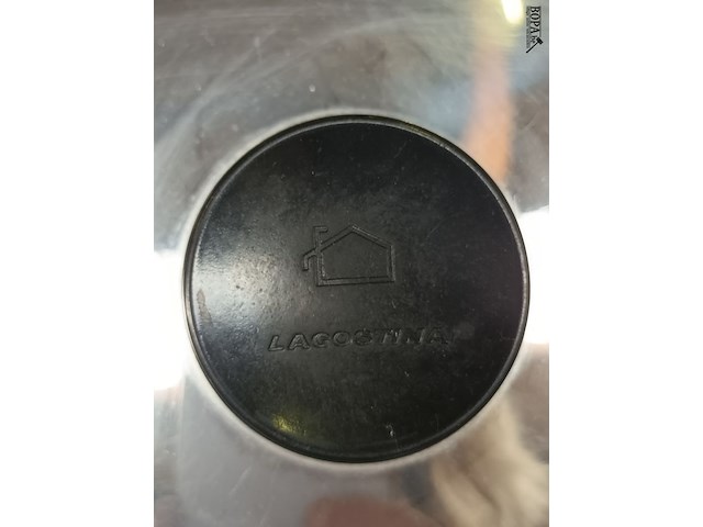 Lot 406 - kookboeken en keukengerei. 55 stuks - afbeelding 6 van  7