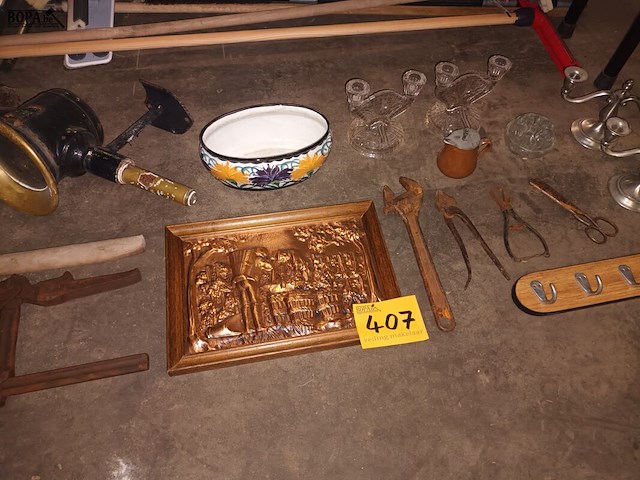 Lot 407 - brocante. 17 stuks - afbeelding 1 van  4