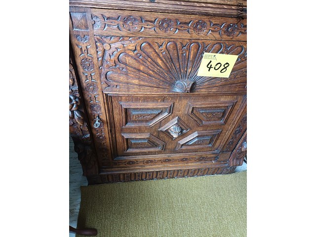Lot 408 - mechelse kast - afbeelding 2 van  5