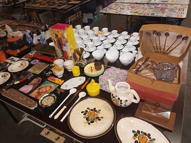 Lot 408 - retro decoratie en huisraad. 52 stuks - afbeelding 2 van  9