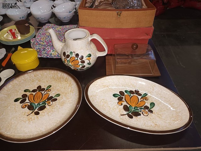 Lot 408 - retro decoratie en huisraad. 52 stuks - afbeelding 4 van  9