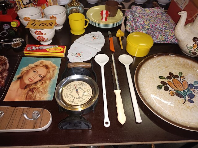 Lot 408 - retro decoratie en huisraad. 52 stuks - afbeelding 5 van  9