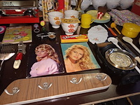 Lot 408 - retro decoratie en huisraad. 52 stuks - afbeelding 9 van  9