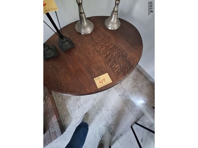 Lot 41 - antieke houten tafel - afbeelding 2 van  2