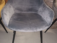 Lot 41 - armstoel diamond velvet. 2 stuks - afbeelding 3 van  5