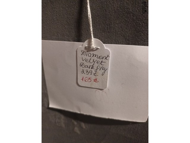 Lot 41 - armstoel diamond velvet. 2 stuks - afbeelding 4 van  5