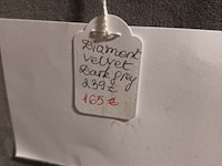 Lot 41 - armstoel diamond velvet. 2 stuks - afbeelding 4 van  5