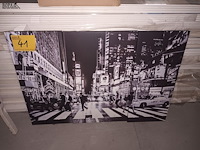 Lot 41 - canvas in 3 delen - afbeelding 1 van  3