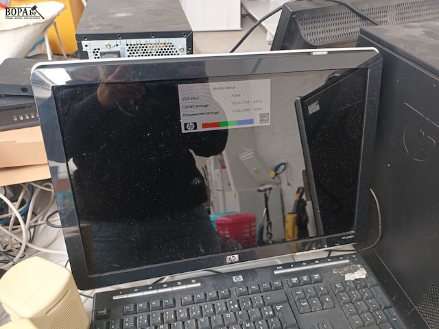 Lot 41 - computerconfiguratie - afbeelding 6 van  6