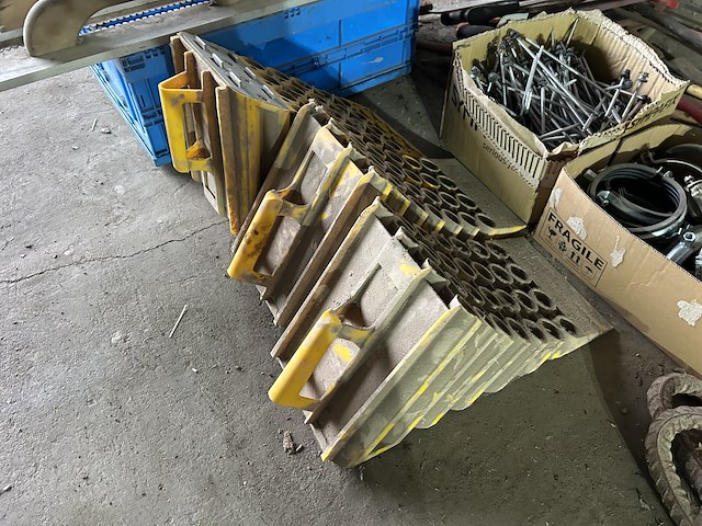 Lot 41 - divers klein materiaal - afbeelding 6 van  7