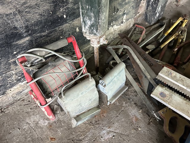 Lot 41 - divers klein materiaal - afbeelding 7 van  7