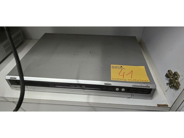 Lot 41 - dvd speler sony - afbeelding 1 van  3
