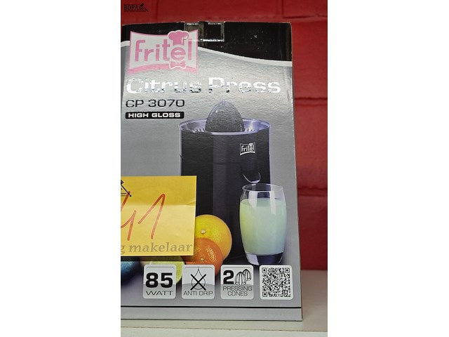 Lot 41 - fritel citrus pers en fritel chopper, nieuw - afbeelding 2 van  3