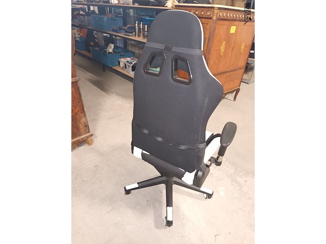 Lot 41 - gamestoel - afbeelding 3 van  4