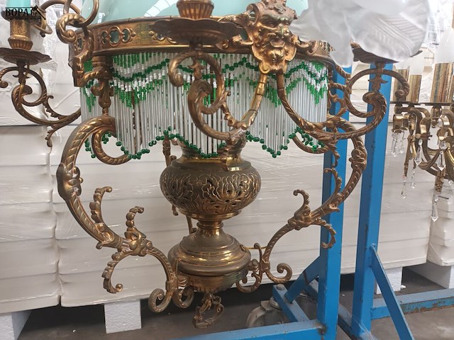 Lot 41 - grote kinké luster in koper - afbeelding 3 van  6