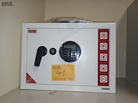 Lot 41 - kluis reskal - afbeelding 1 van  2