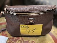 Lot 41 - lederen handtas met signatuur d (delvaux) - afbeelding 1 van  6