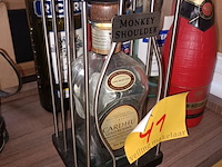 Lot 41 - lege verzamelflessen. 7 stuks - afbeelding 2 van  3