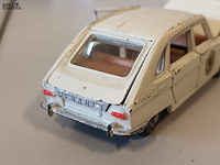 Lot 41 - modelauto’s chocolade jacques. 3 stuks - afbeelding 2 van  16