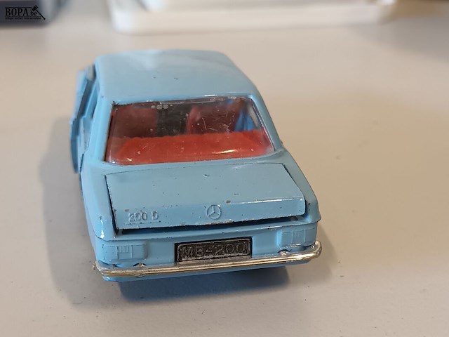 Lot 41 - modelauto’s chocolade jacques. 3 stuks - afbeelding 12 van  16