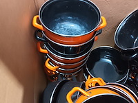 Lot 41 - mosselpotten. 38 stuks - afbeelding 2 van  3