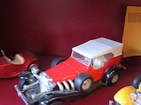 Lot 41 - oldtimers op schaal. 4 stuks - afbeelding 3 van  6