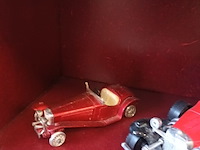 Lot 41 - oldtimers op schaal. 4 stuks - afbeelding 4 van  6