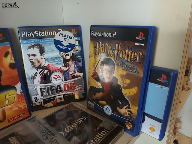 Lot 41 - playstation games. 10 stuks - afbeelding 2 van  5