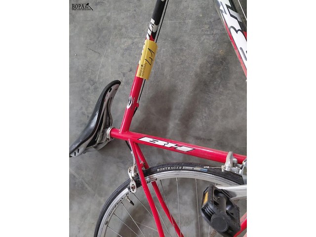 Lot 41 - rode bh gavia racefiets - verzamelobject - afbeelding 3 van  4