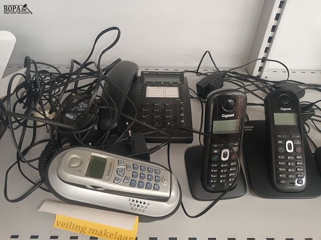 Lot 41 - telefoontoestellen. 6 stuks - afbeelding 3 van  3