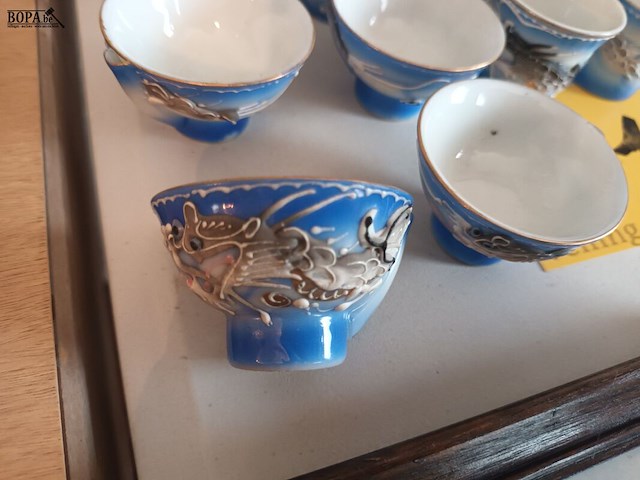 Lot 41 - vaasje met tasjes. 15 stuks - afbeelding 4 van  5