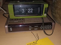 Lot 41 - vintage klokradio’s. 2 stuks