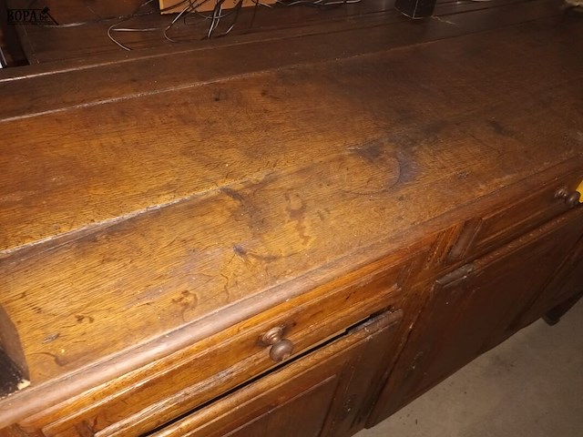 Lot 41 - volhouten dressoir kast - afbeelding 2 van  5