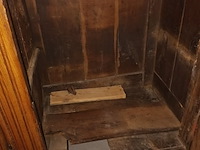 Lot 41 - volhouten dressoir kast - afbeelding 5 van  5