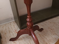 Lot 410 - bijzettafeltje - afbeelding 3 van  3