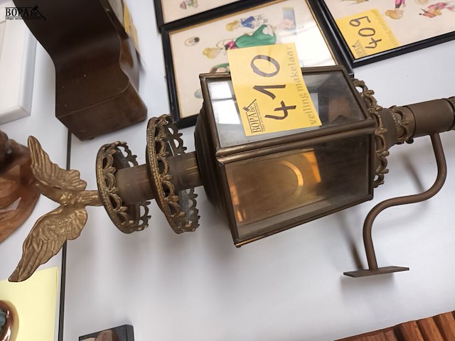 Lot 410 - koetslantaarn in koper - afbeelding 4 van  4