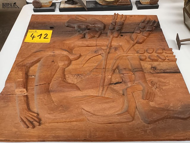 Lot 412 - houten paneel kunstwerk - afbeelding 3 van  3
