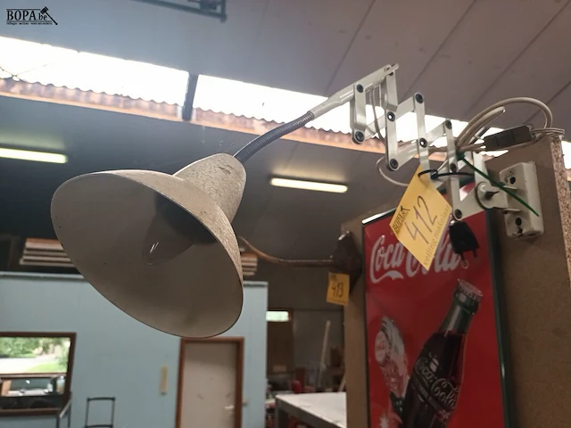Lot 412 - schaarlamp - afbeelding 1 van  3