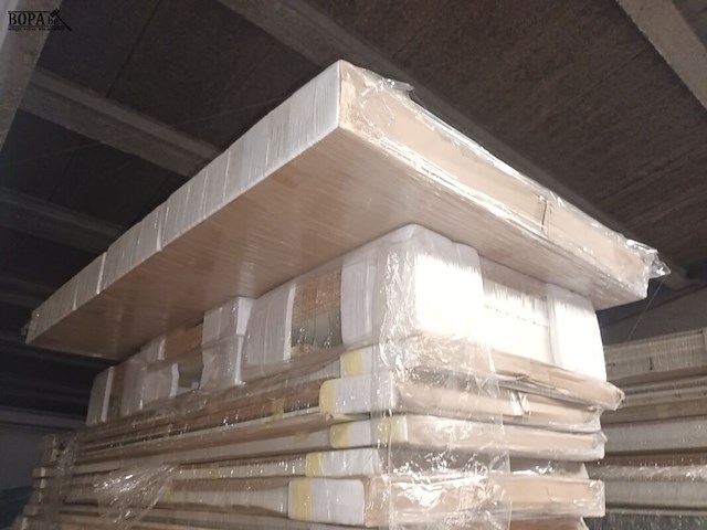 Lot 413 - lattenbodems. 15 stuks - afbeelding 4 van  6