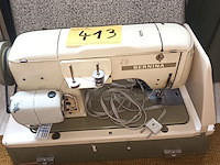 Lot 413 - naaimachine bernina - afbeelding 1 van  4